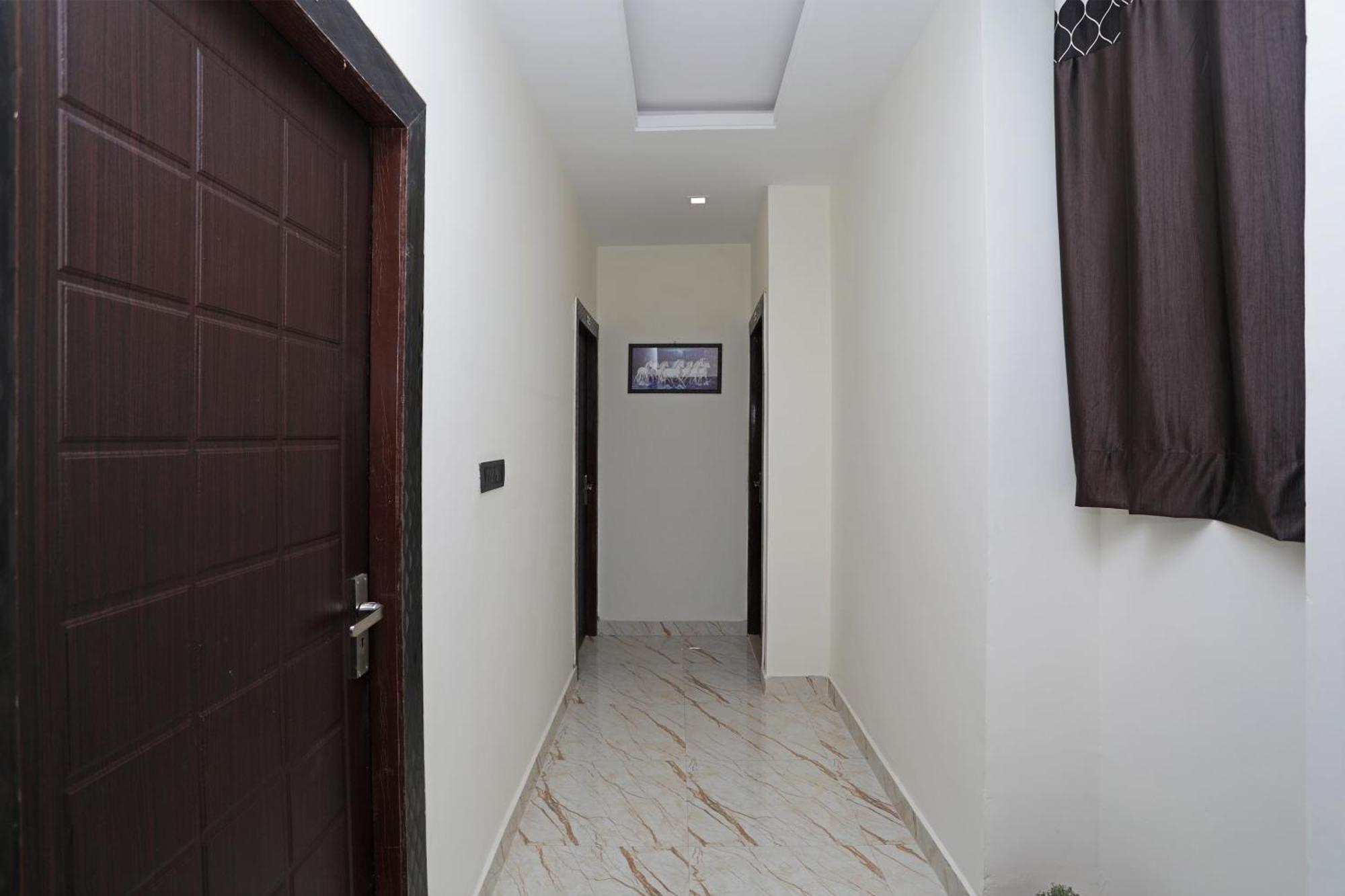 Collection O Hotel Divine Ganges Haridwār Esterno foto